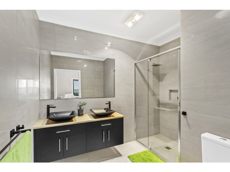 20 Calcutt Road, Gowrie Junction QLD 4352