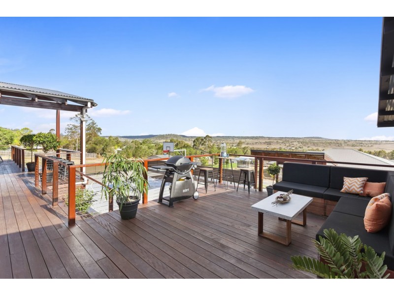 20 Calcutt Road, Gowrie Junction QLD 4352