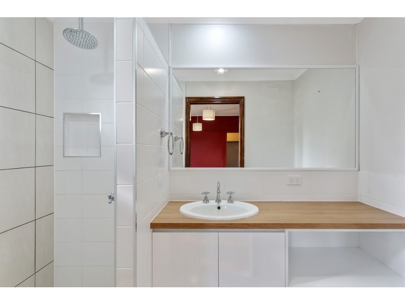 18 Lloyd Street, Harristown QLD 4350