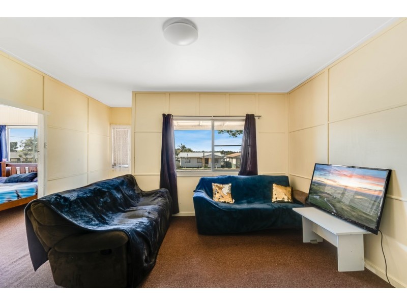 200 Taylor Street, Newtown QLD 4350