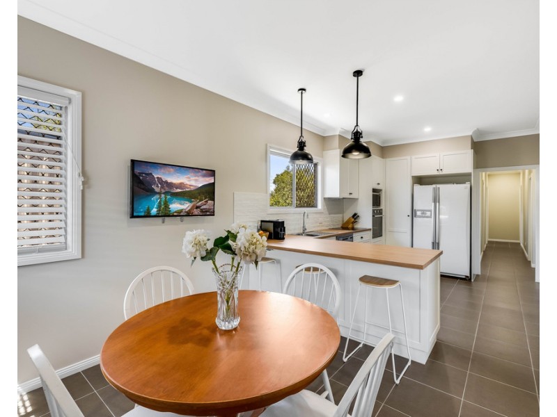 6 Sybyl Street, Harristown QLD 4350
