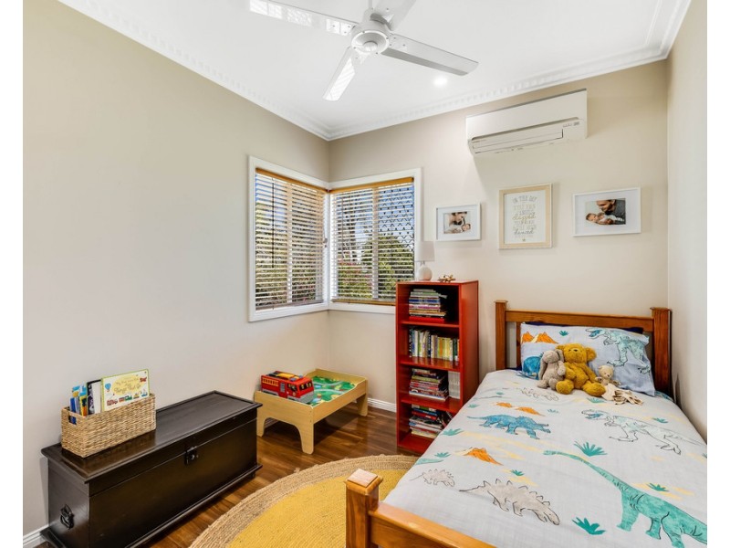6 Sybyl Street, Harristown QLD 4350
