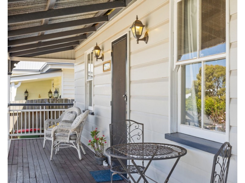 7 Pitt Street, East Toowoomba QLD 4350