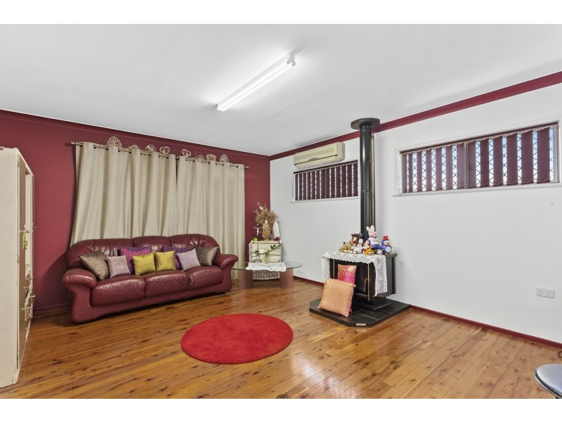 64 Holberton Street, Rockville QLD 4350