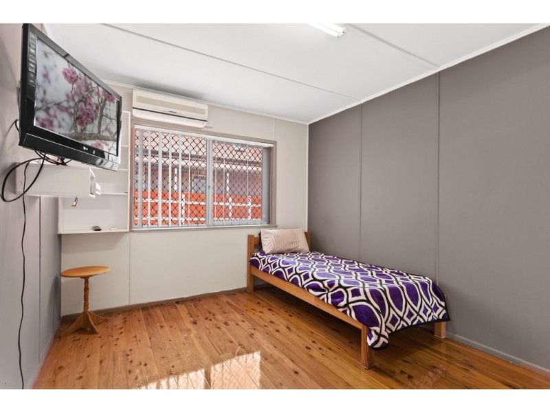 64 Holberton Street, Rockville QLD 4350