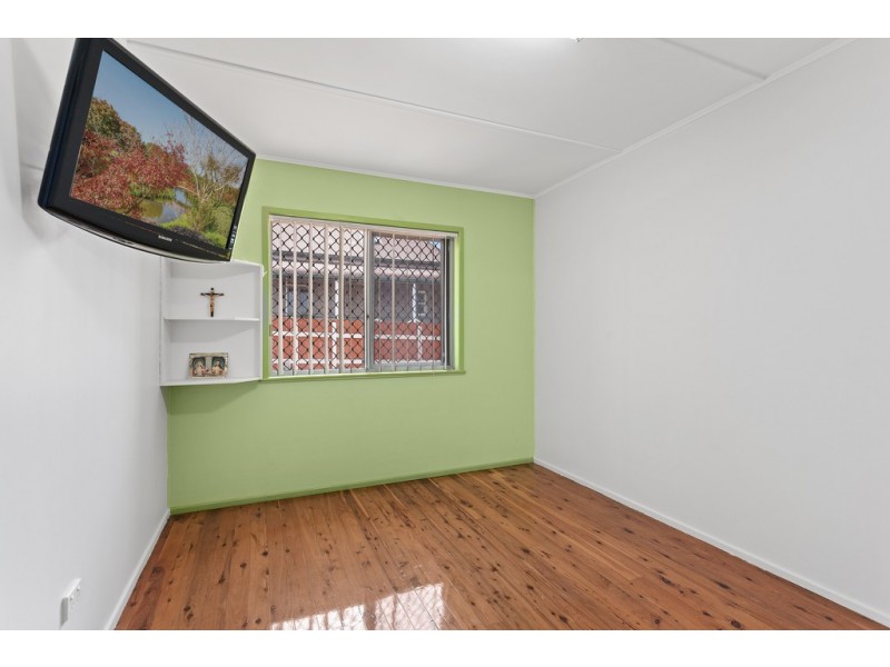 64 Holberton Street, Rockville QLD 4350