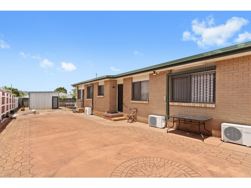 64 Holberton Street, Rockville QLD 4350