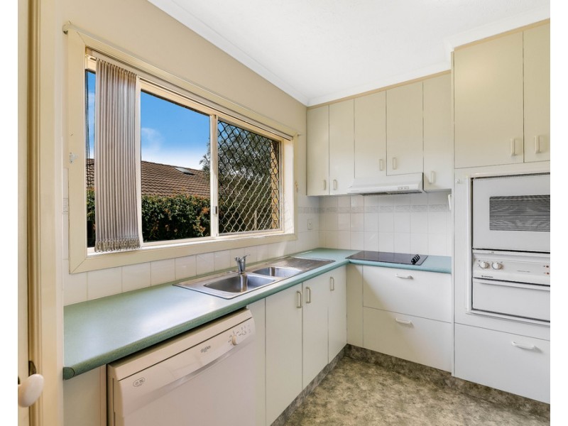 Villa 29 Glenfield Court, Middle Ridge QLD 4350