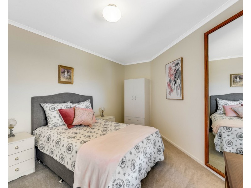 Villa 29 Glenfield Court, Middle Ridge QLD 4350