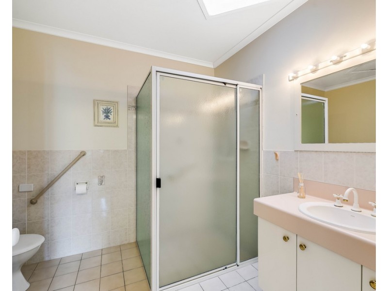 Villa 29 Glenfield Court, Middle Ridge QLD 4350