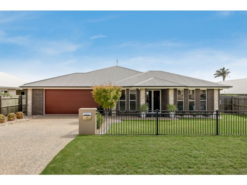 9 Schneider Court, Middle Ridge QLD 4350