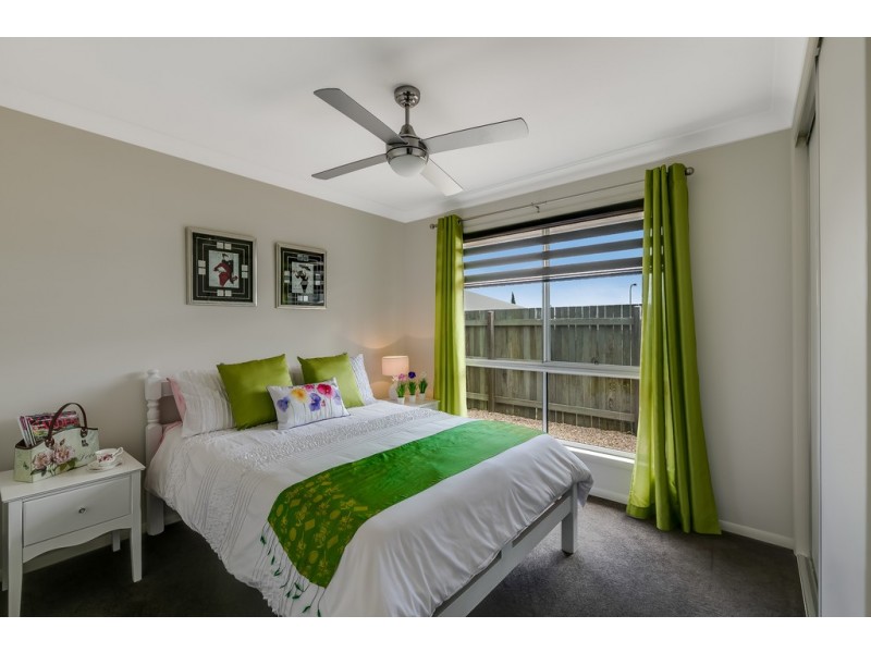 9 Schneider Court, Middle Ridge QLD 4350