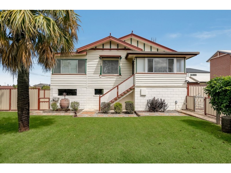 359 Greenwattle Street, Wilsonton QLD 4350