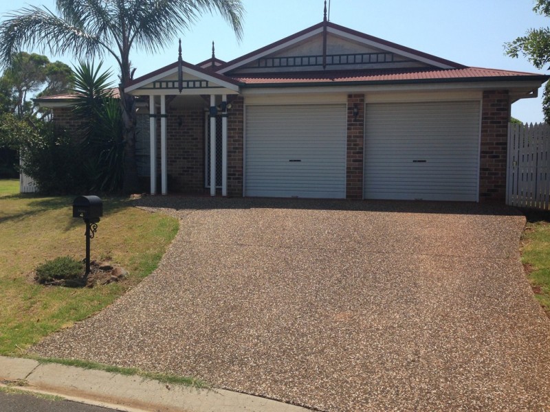 4 Bottlebrush Court, Glenvale QLD 4350