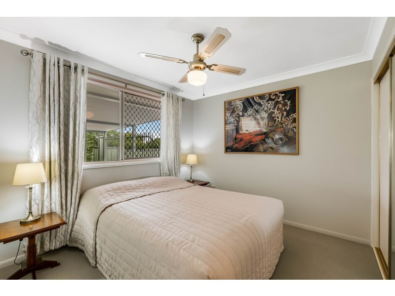 18 Catalina Drive, Wilsonton QLD 4350