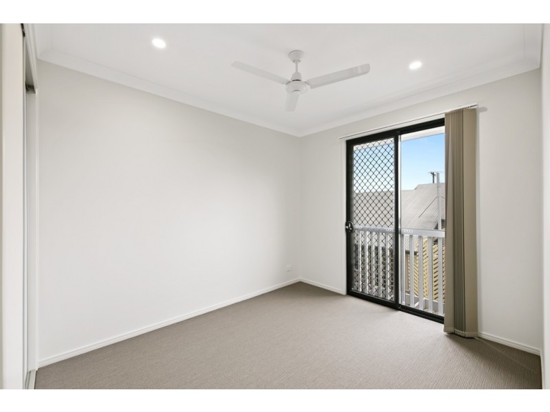 Units 1 and 2/6 Monash Lane, Newtown QLD 4350