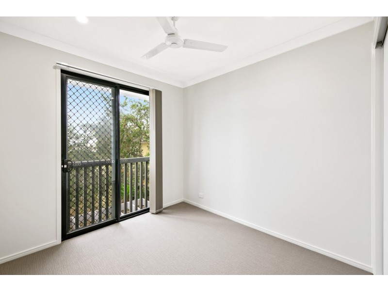 Units 1 and 2/6 Monash Lane, Newtown QLD 4350