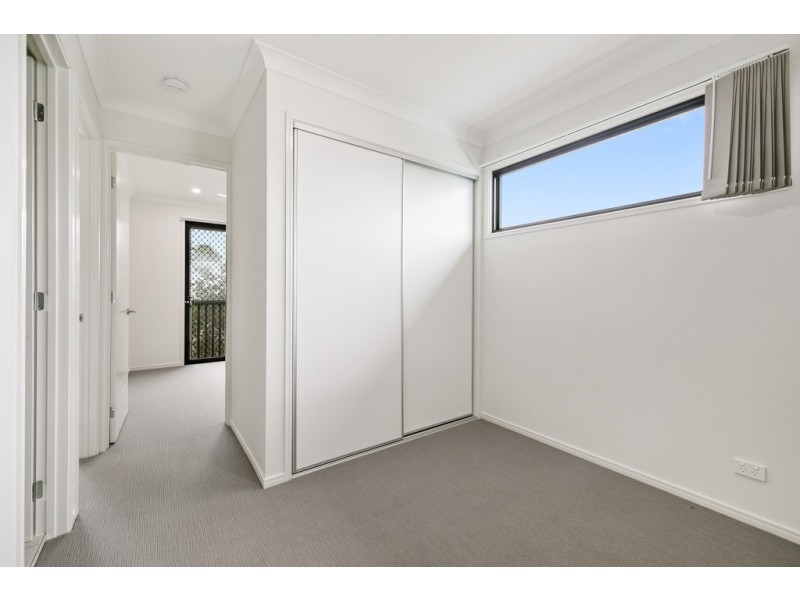 Units 1 and 2/6 Monash Lane, Newtown QLD 4350