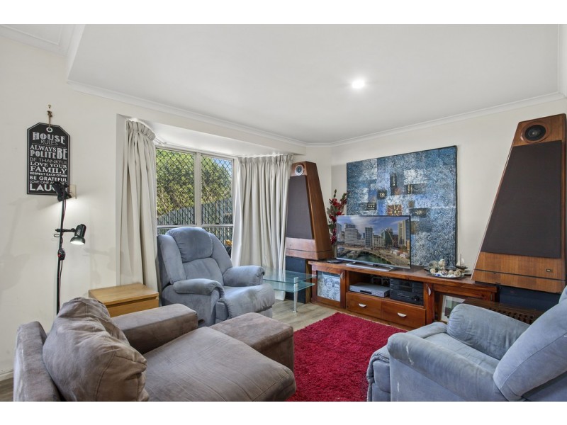 Unit 2/247 Herries Street, Newtown QLD 4350