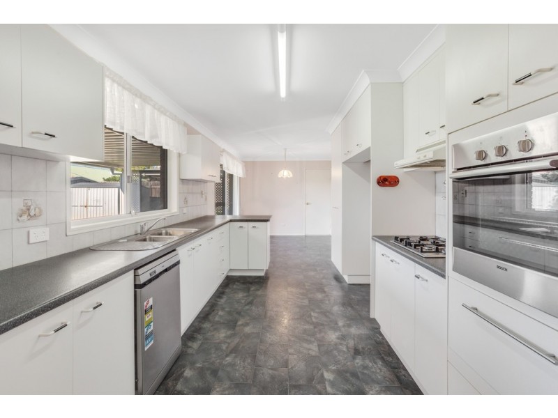 305 Stenner Street, Centenary Heights QLD 4350