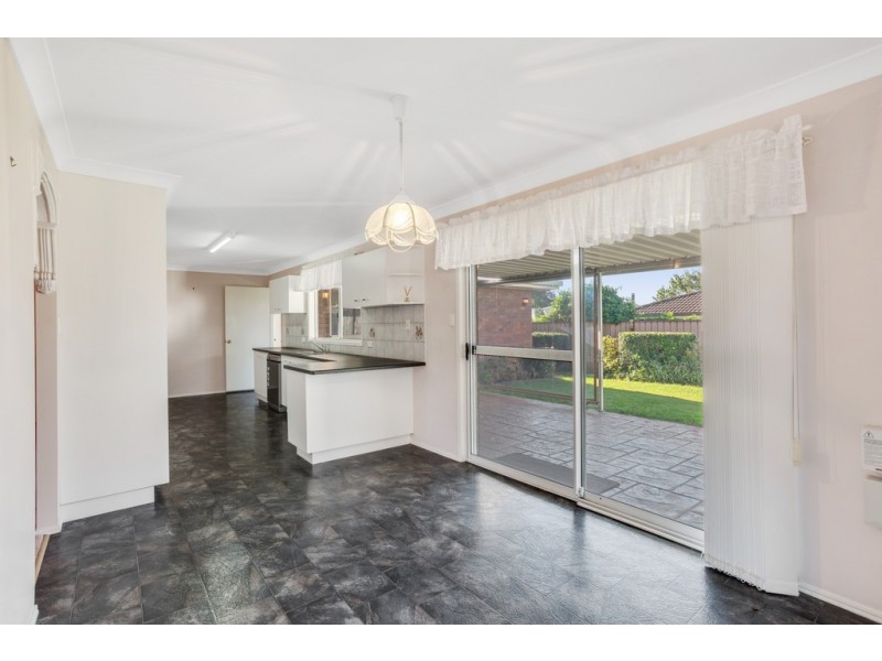 305 Stenner Street, Centenary Heights QLD 4350