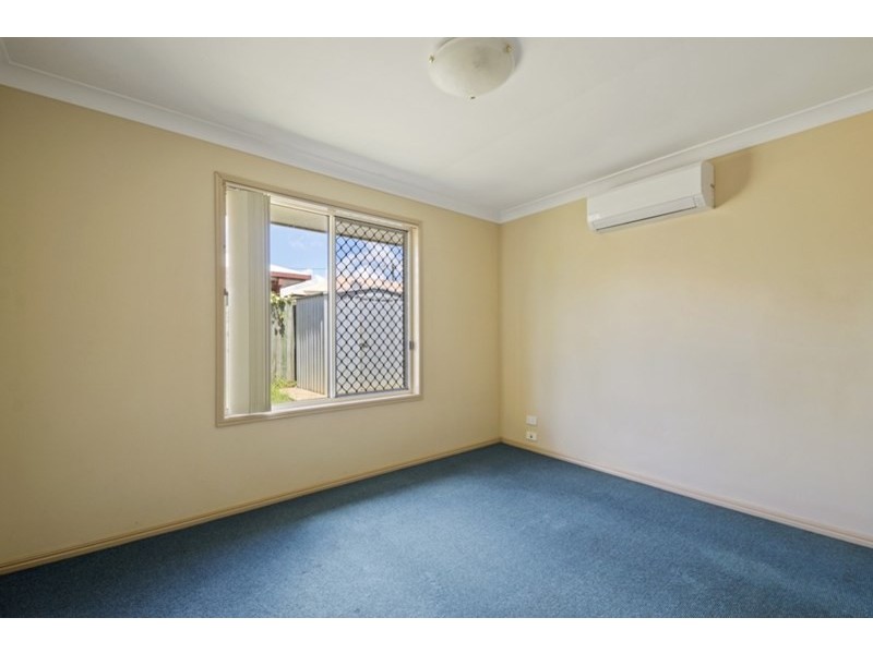 1 Hoepper Street, Kearneys Spring QLD 4350