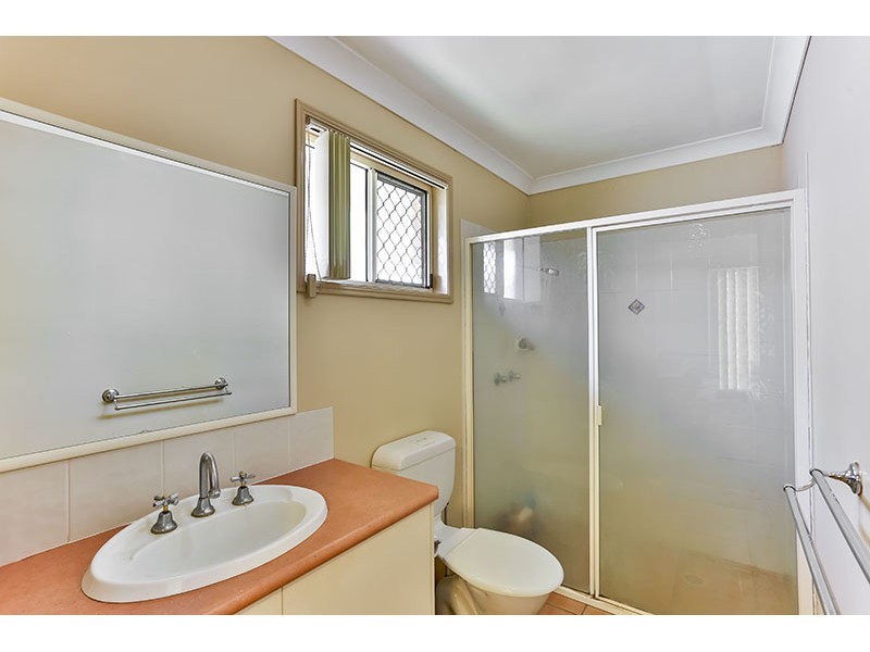 1 Hoepper Street, Kearneys Spring QLD 4350