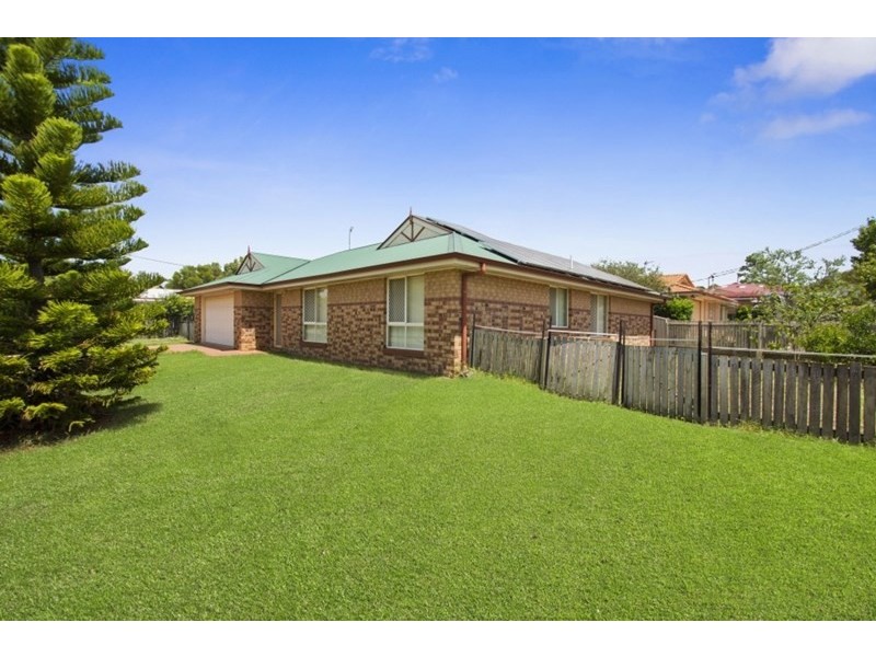 1 Hoepper Street, Kearneys Spring QLD 4350