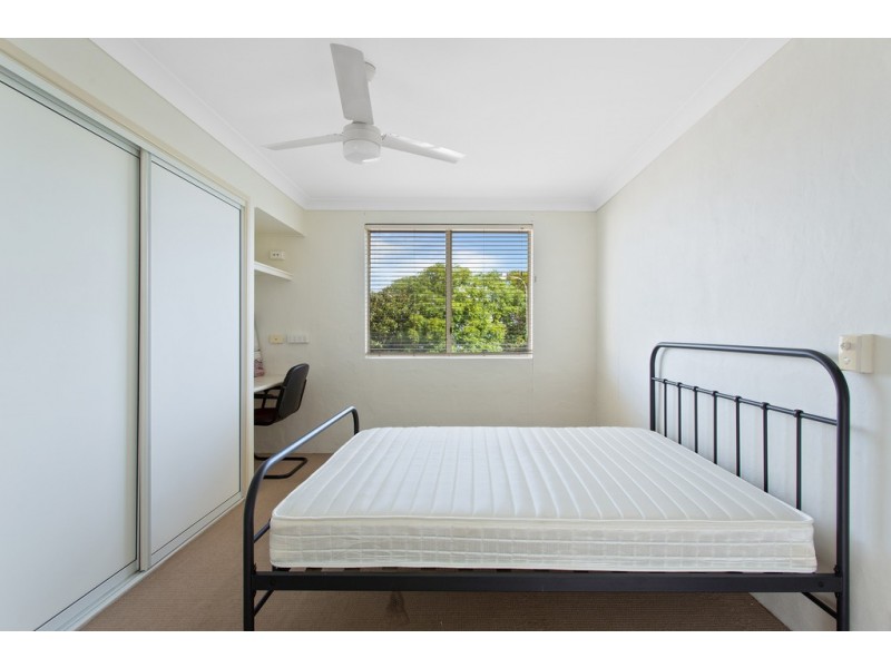16/9 Uniplaza Court, Kearneys Spring QLD 4350