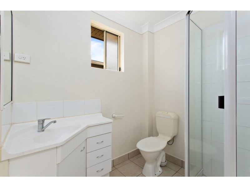 16/9 Uniplaza Court, Kearneys Spring QLD 4350