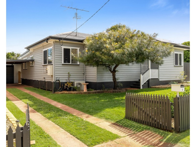 4 Farquharson Street, Harristown QLD 4350