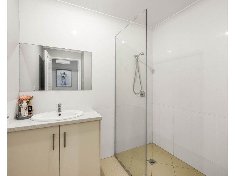 4 Farquharson Street, Harristown QLD 4350