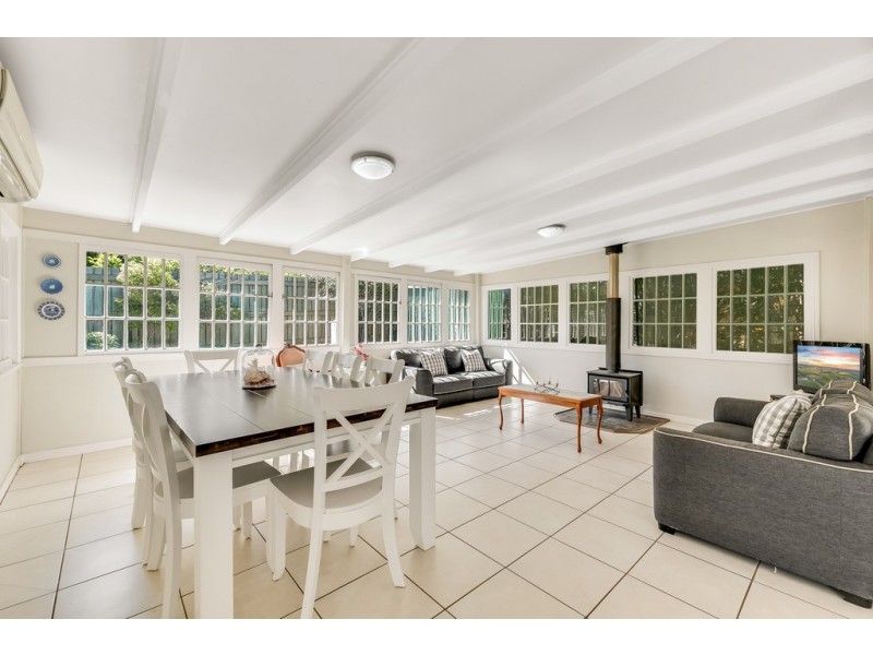 79 Bridge Street, Mount Lofty QLD 4350