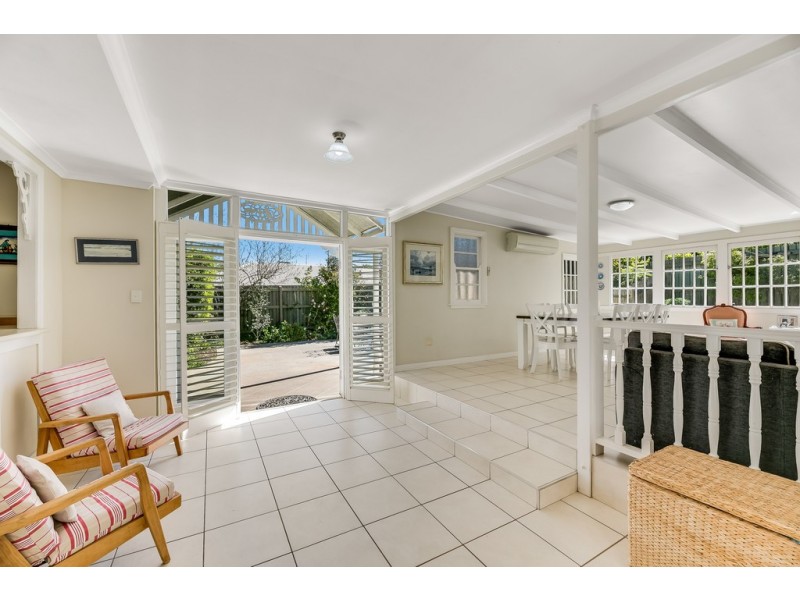 79 Bridge Street, Mount Lofty QLD 4350