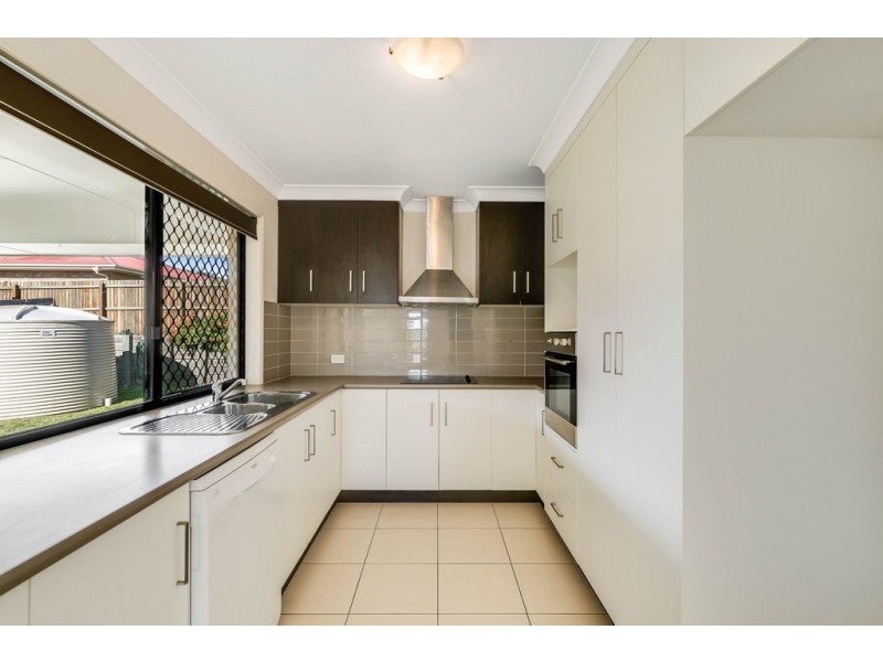 16 Balonne Drive, Glenvale QLD 4350