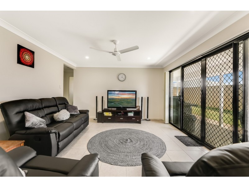 10 Menton Place, Harristown QLD 4350