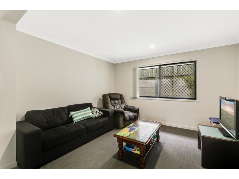 10 Menton Place, Harristown QLD 4350