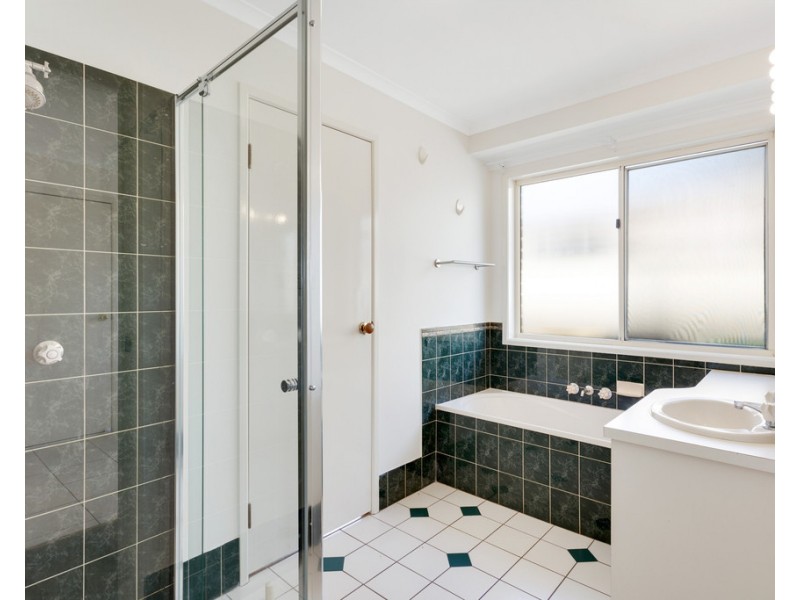 42 Payne Street, Wilsonton QLD 4350