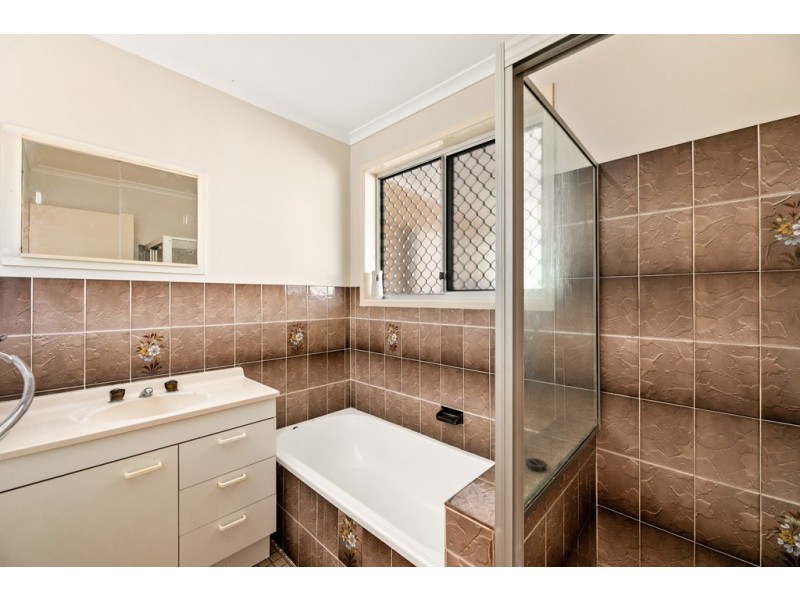 54 Miranda Drive, Wilsonton Heights QLD 4350