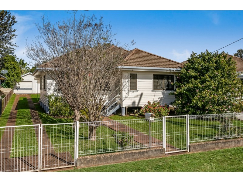 18 Dalmeny Street, Wilsonton QLD 4350