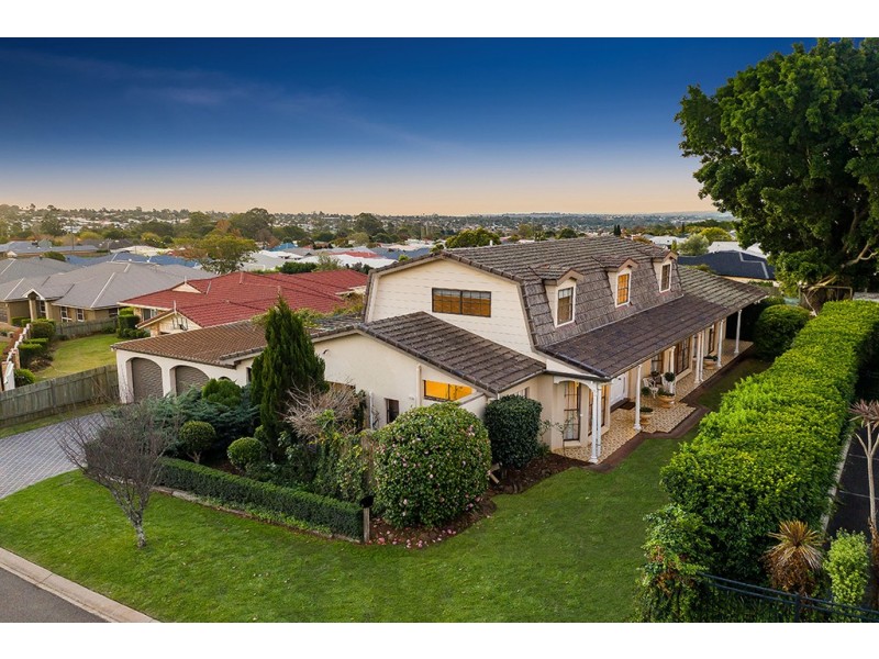 3 Walls Drive, Kearneys Spring QLD 4350