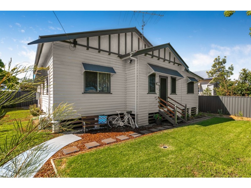 43 Anzac Avenue, Newtown QLD 4350