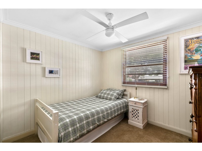 43 Anzac Avenue, Newtown QLD 4350