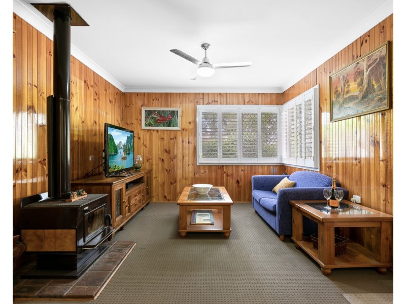 9 Clarissa Street, Newtown QLD 4350