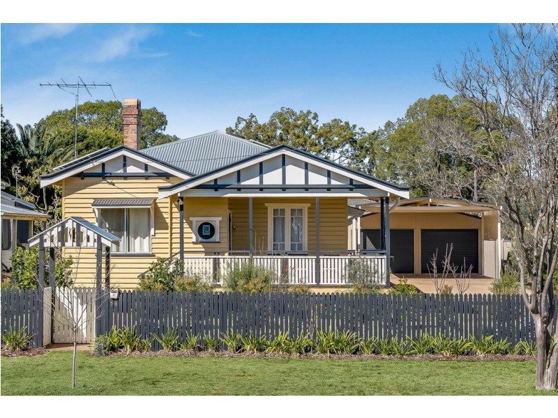 70 Rome Street, Newtown QLD 4350