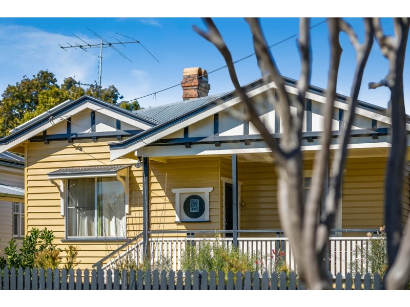 70 Rome Street, Newtown QLD 4350