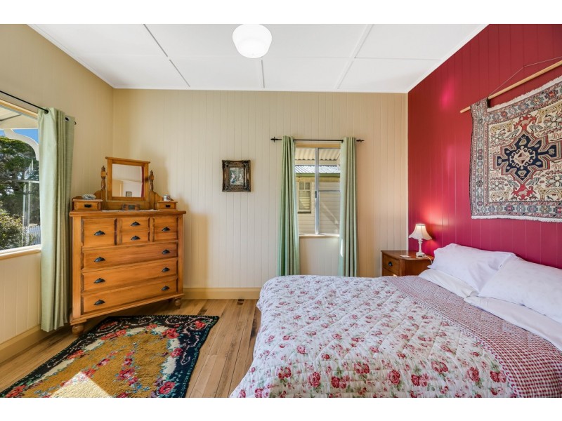 70 Rome Street, Newtown QLD 4350