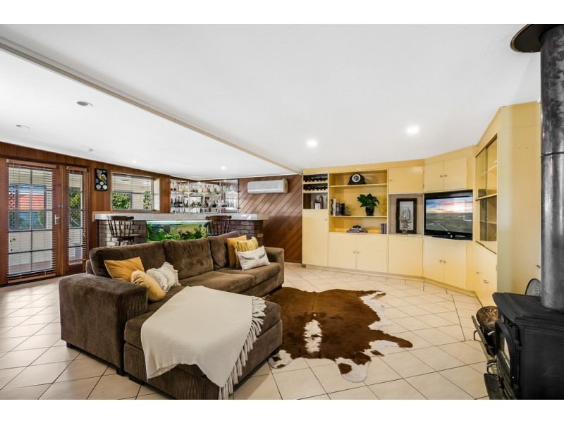 418 West Street, Kearneys Spring QLD 4350