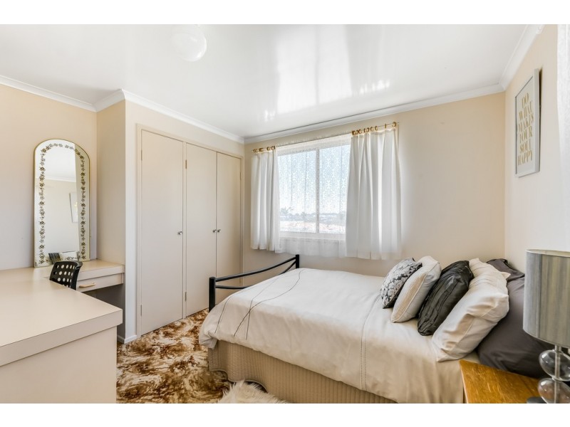 418 West Street, Kearneys Spring QLD 4350