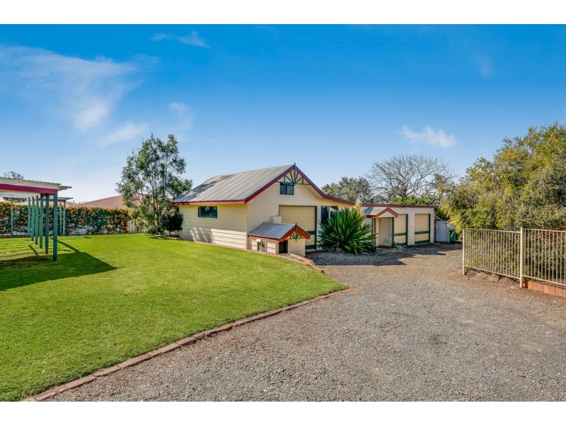 418 West Street, Kearneys Spring QLD 4350